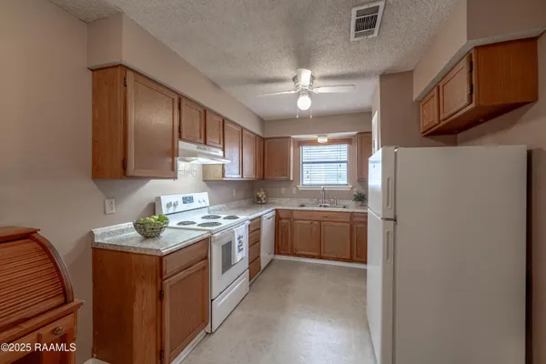 $105,000 | 100 Teal Lane, Unit 54, Lafayette, LA 70507