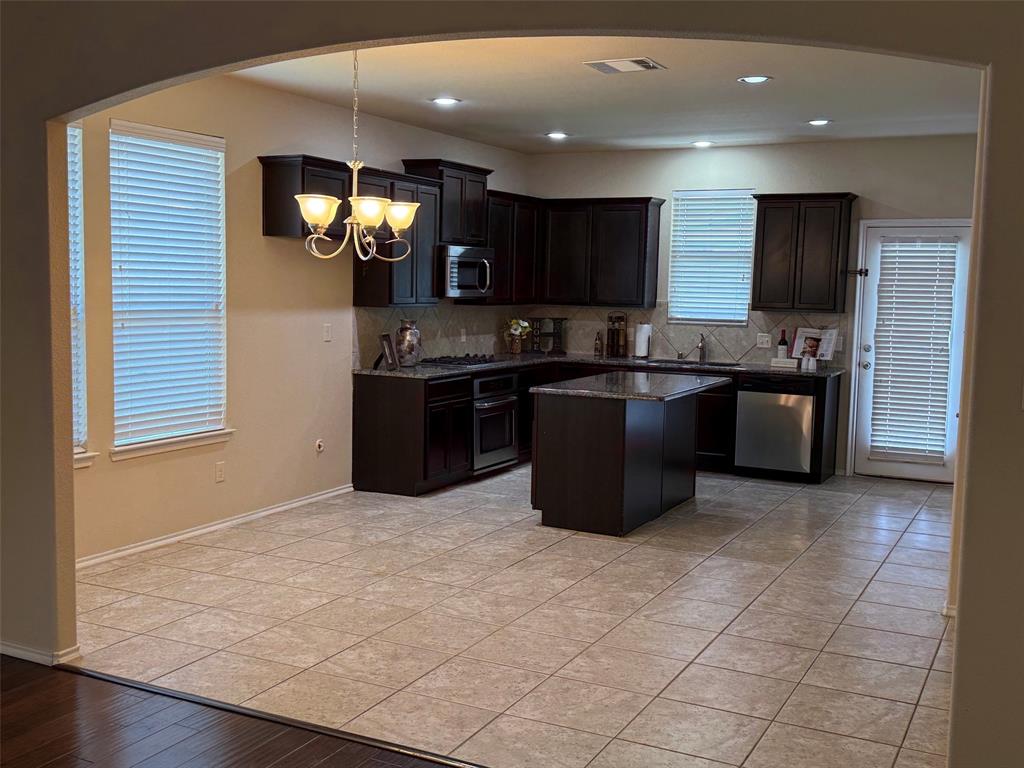 313 Cherry Spring Drive McKinney, TX 75072 - Photo 8 of 29