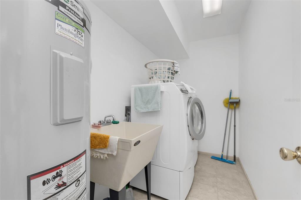 8268 Southwest Sunnybreeze Road Arcadia, FL 34269 - Photo 16 of 56