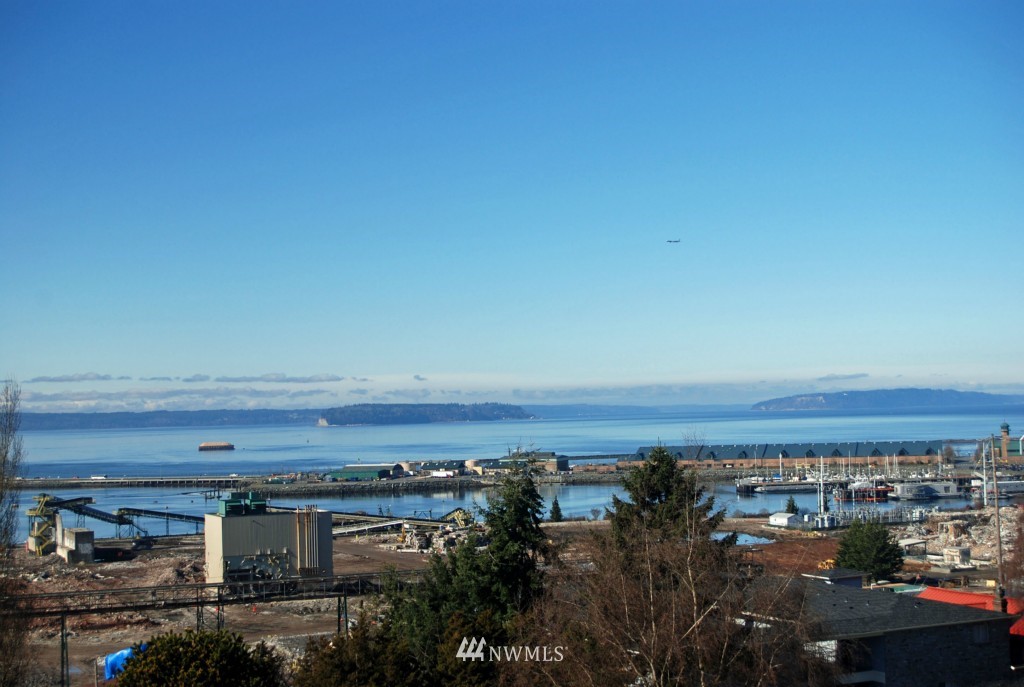 2522 Rucker Avenue, Unit 503 Everett, WA 98201 - Photo 2 of 15