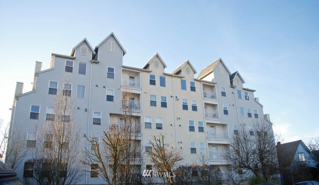 2522 Rucker Avenue, Unit 503 Everett, WA 98201 - Photo 14 of 15