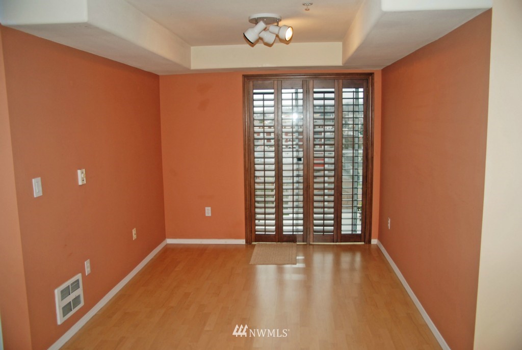 2522 Rucker Avenue, Unit 503 Everett, WA 98201 - Photo 8 of 15