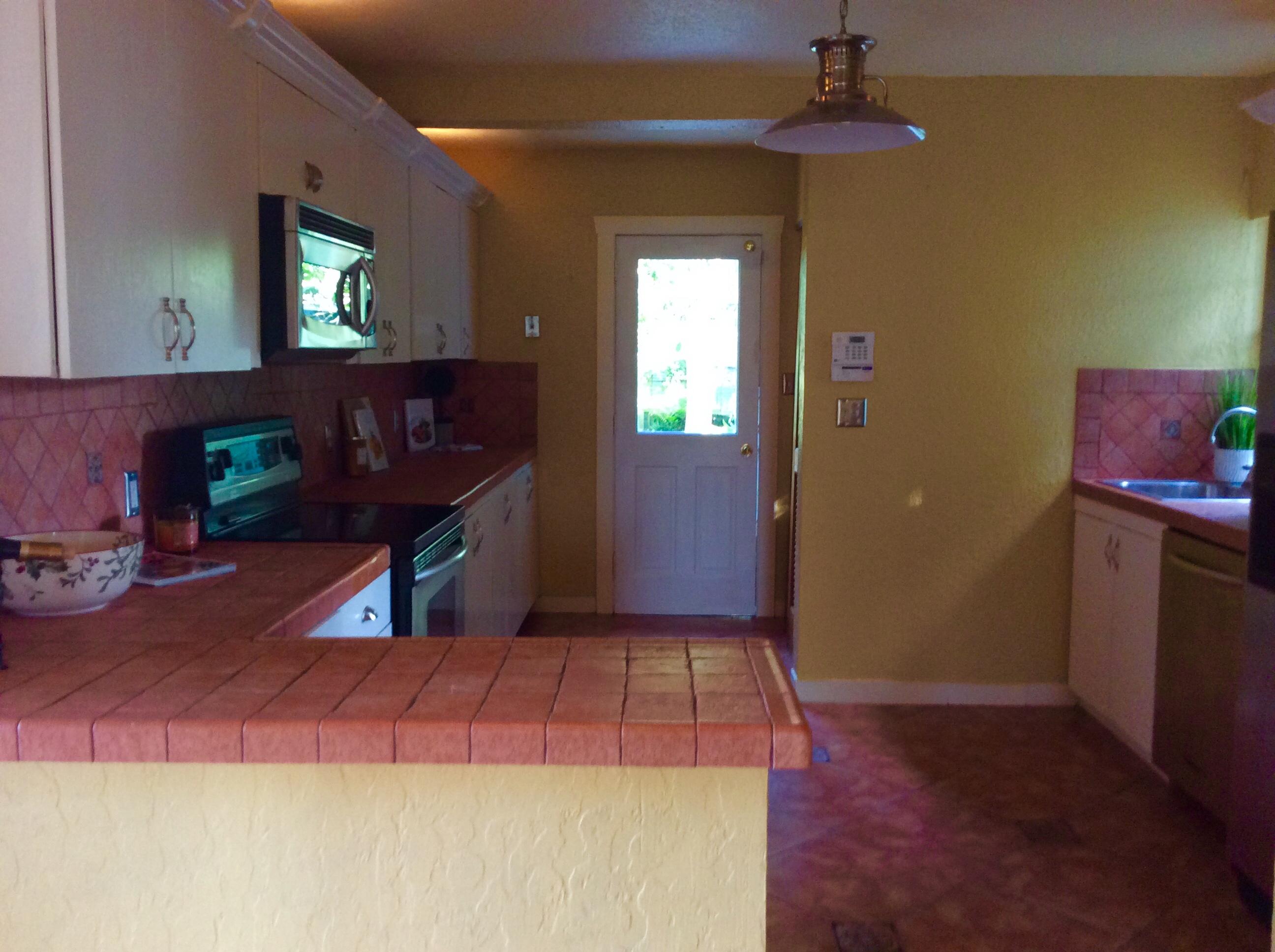 382 Ellamar Road West Palm Beach, FL 33405 - Photo 20 of 39 a living room with furniture