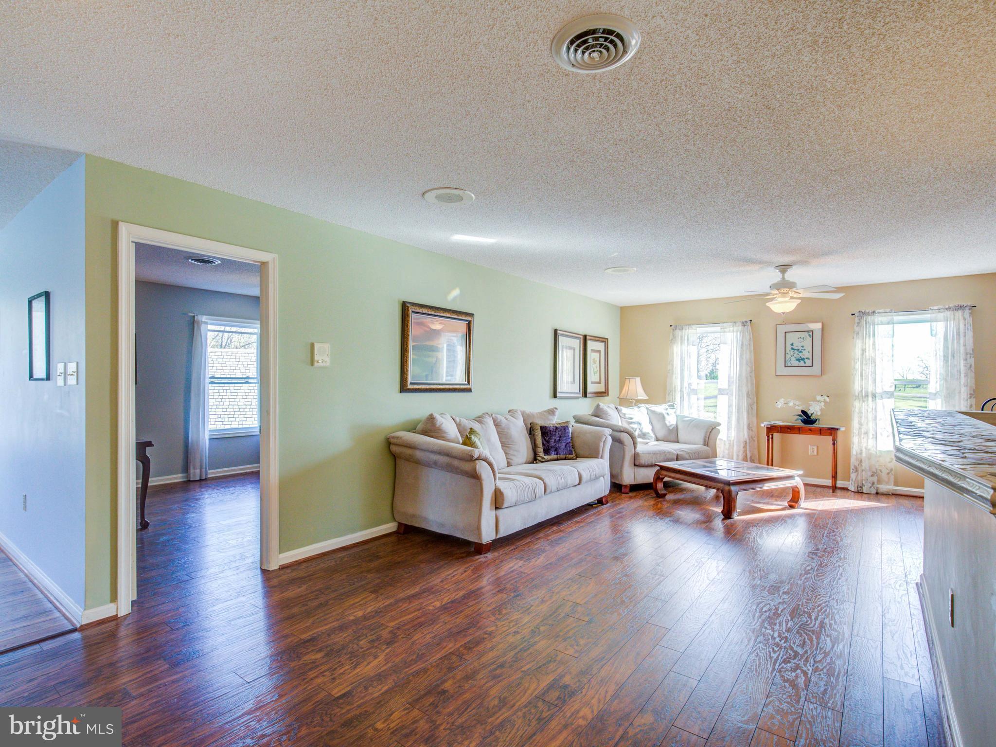1038 Hites Road Middletown, VA 22645 - Photo 19 of 30 Interior (General)