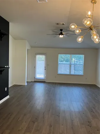 $1,795 | 572 Evening Star, Kyle, TX 78640