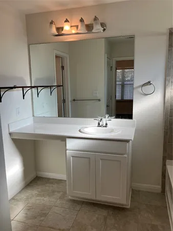 $1,795 | 572 Evening Star, Kyle, TX 78640