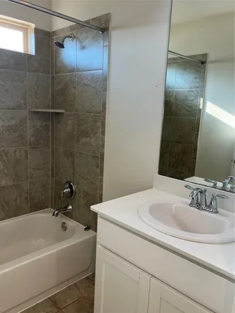 $1,795 | 572 Evening Star, Kyle, TX 78640