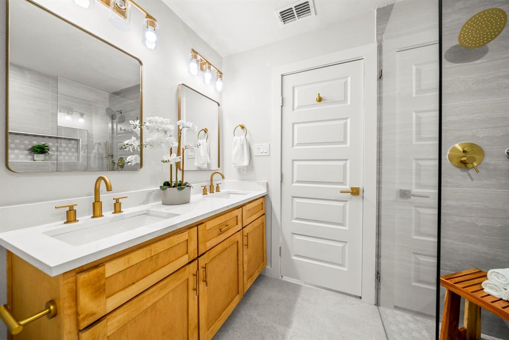 3654 Ridgebriar Drive Dallas, TX 75234 - Photo 7 of 18 Gallery Image 7