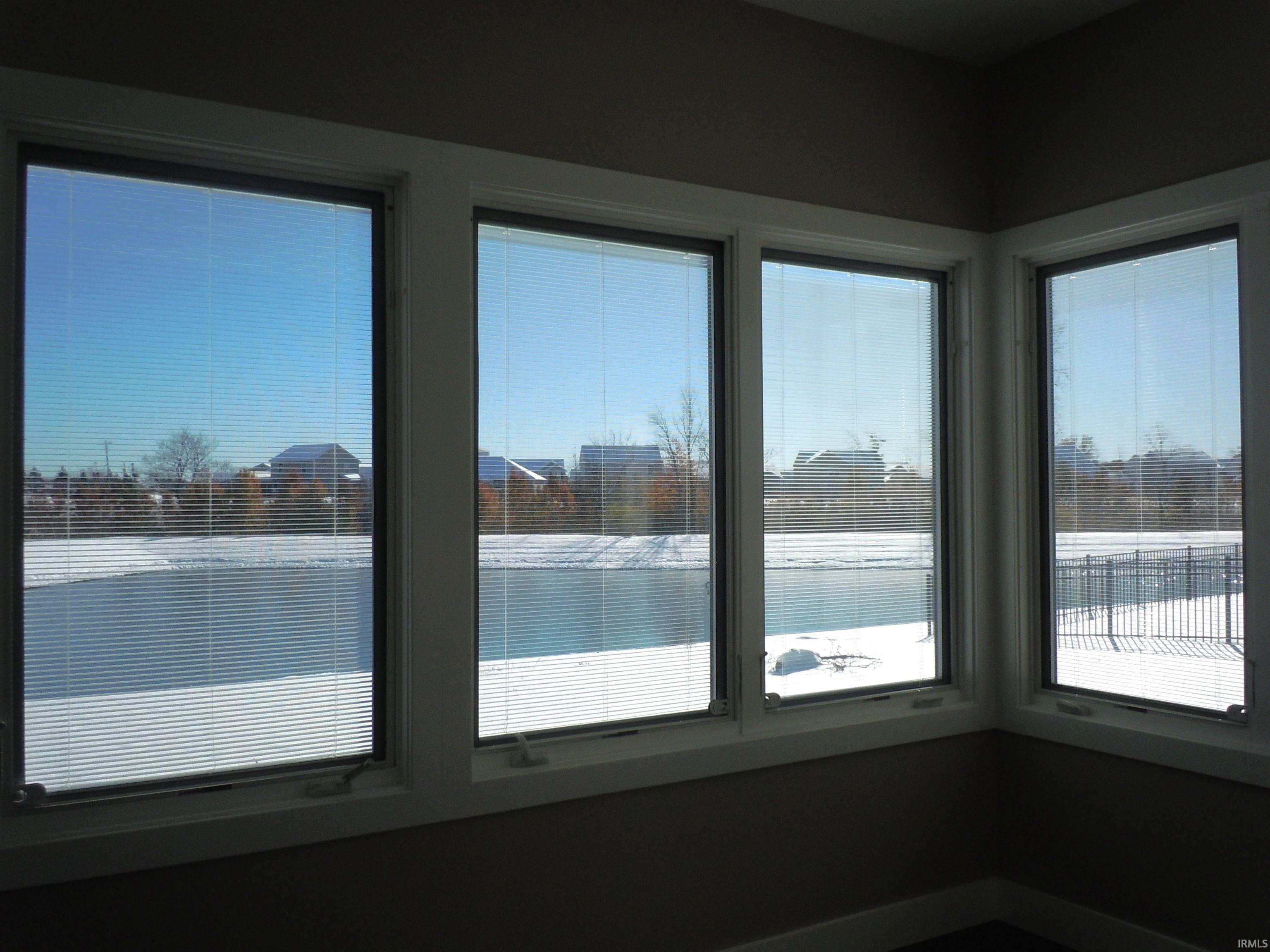 636 Sandringham Pass Fort Wayne, IN 46845 - Photo 9 of 28