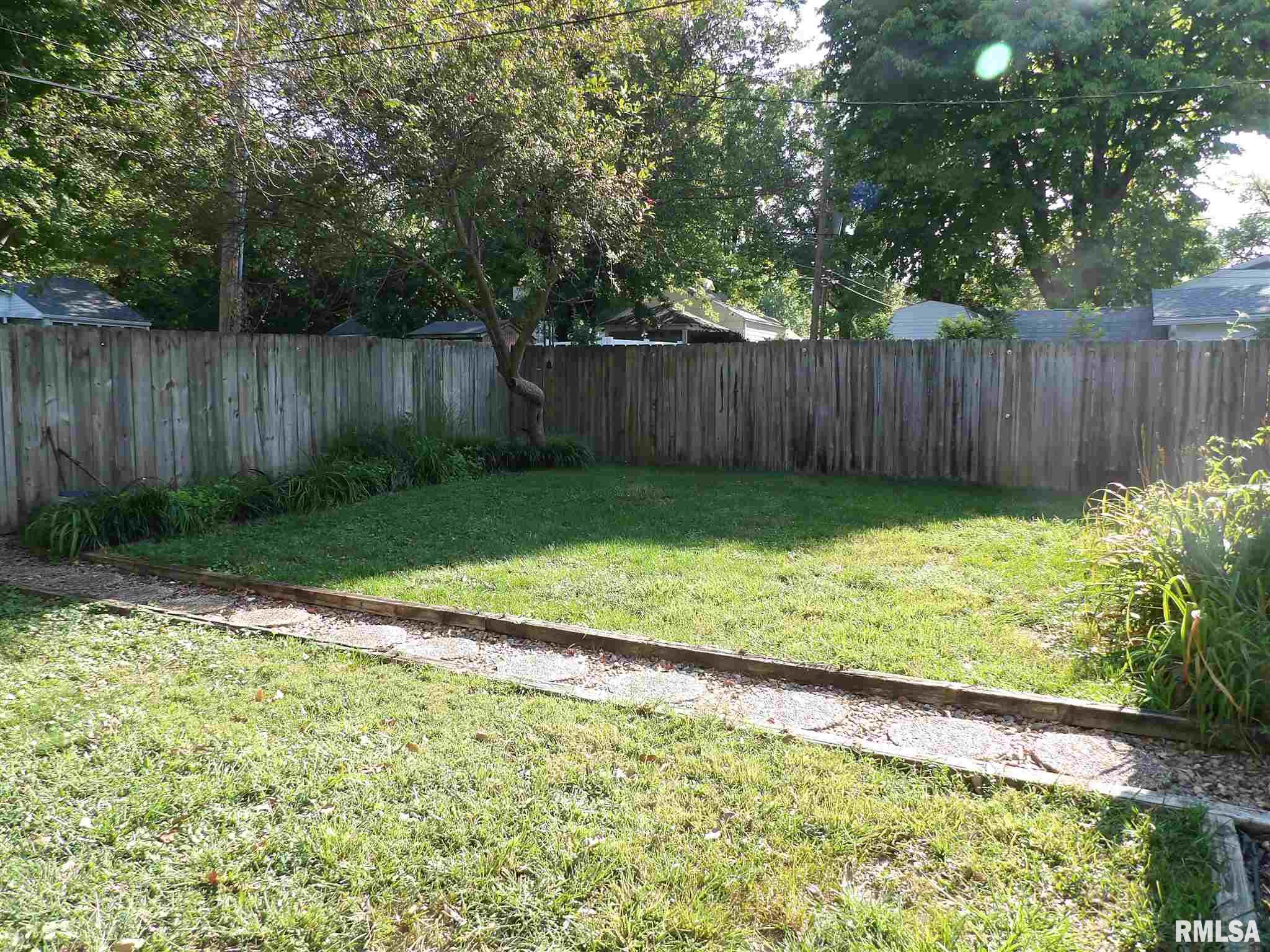 1615 West Cook Street Springfield, IL 62704 - Photo 25 of 28