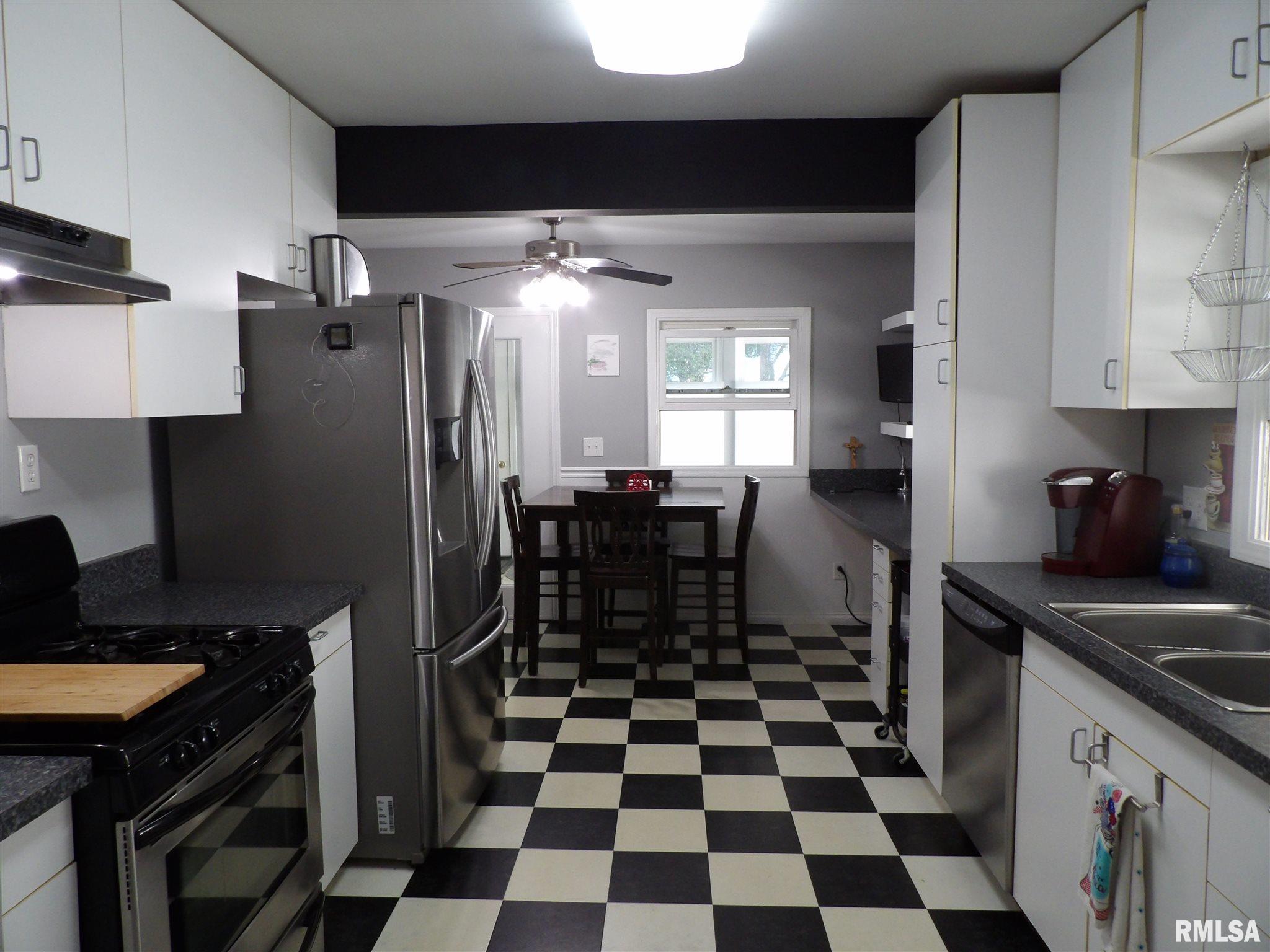 1615 West Cook Street Springfield, IL 62704 - Photo 10 of 28