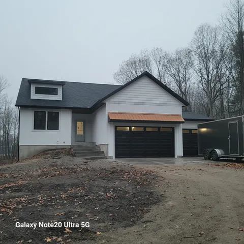 $799,900 | 16229 148th Avenue, Spring Lake, MI 49456
