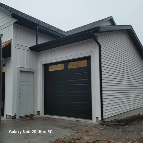 $799,900 | 16229 148th Avenue, Spring Lake, MI 49456