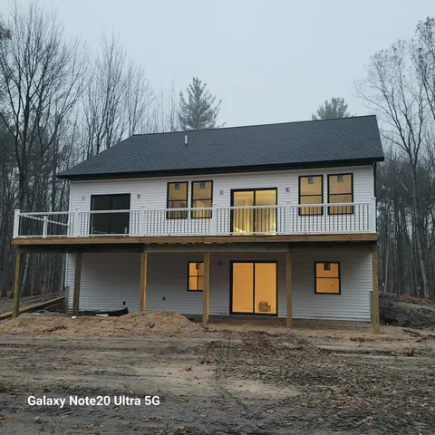 $799,900 | 16229 148th Avenue, Spring Lake, MI 49456