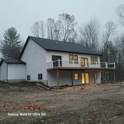 $799,900 | 16229 148th Avenue, Spring Lake, MI 49456