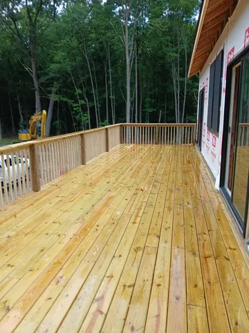 $799,900 | 16229 148th Avenue, Spring Lake, MI 49456