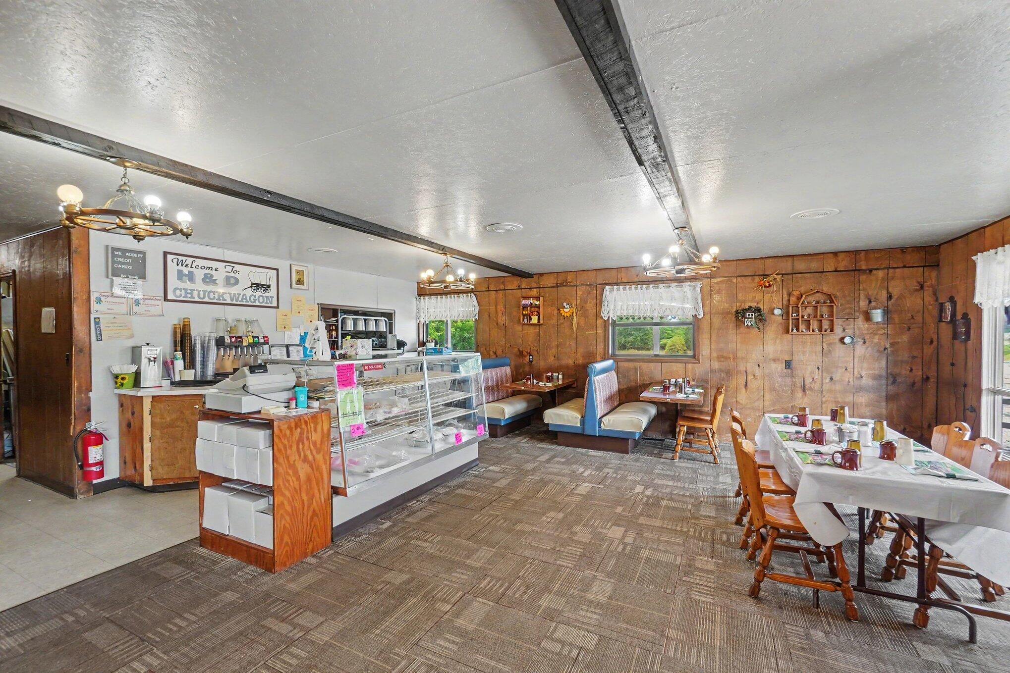20221 Highway 10 Reed City, MI 49677 - Photo 11 of 36 012_file_6674