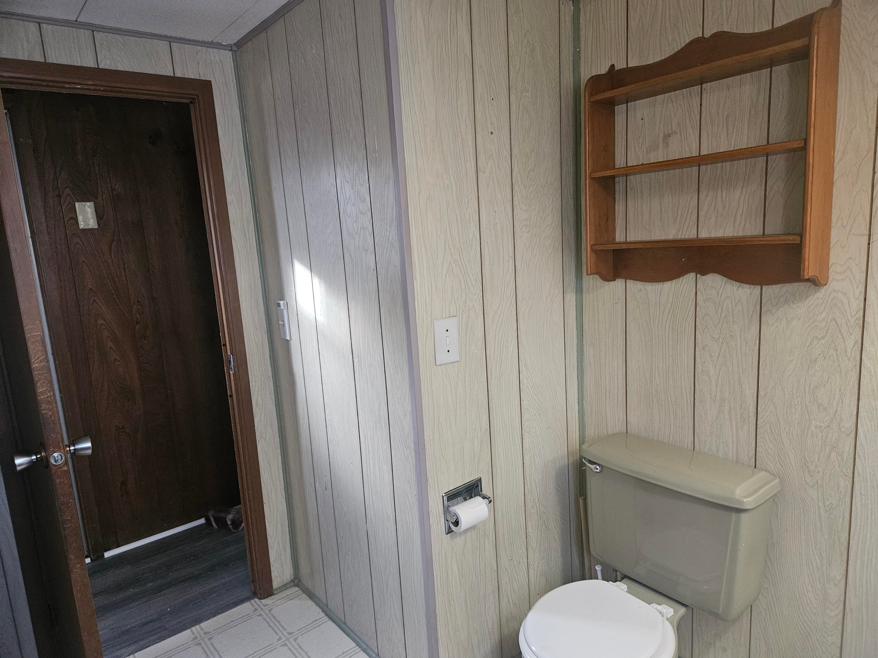 380 West Gregory Road, Unit 9 Central Point, OR 97502 - Photo 8 of 22 20250214_160032 - Copy