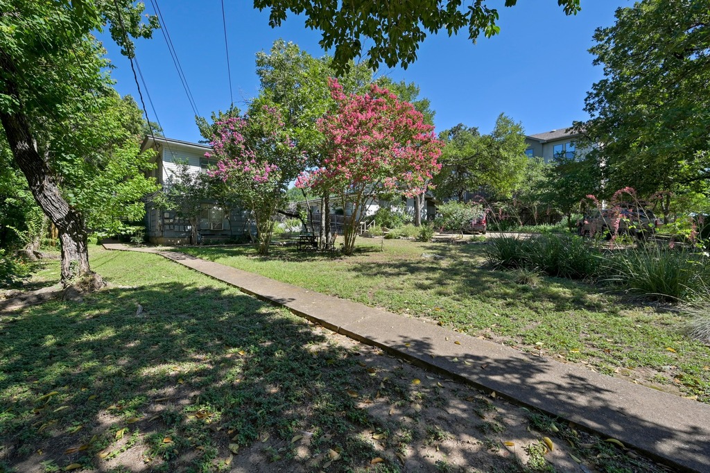 1302 Norwalk Lane Austin, TX 78703 - Photo 8 of 34