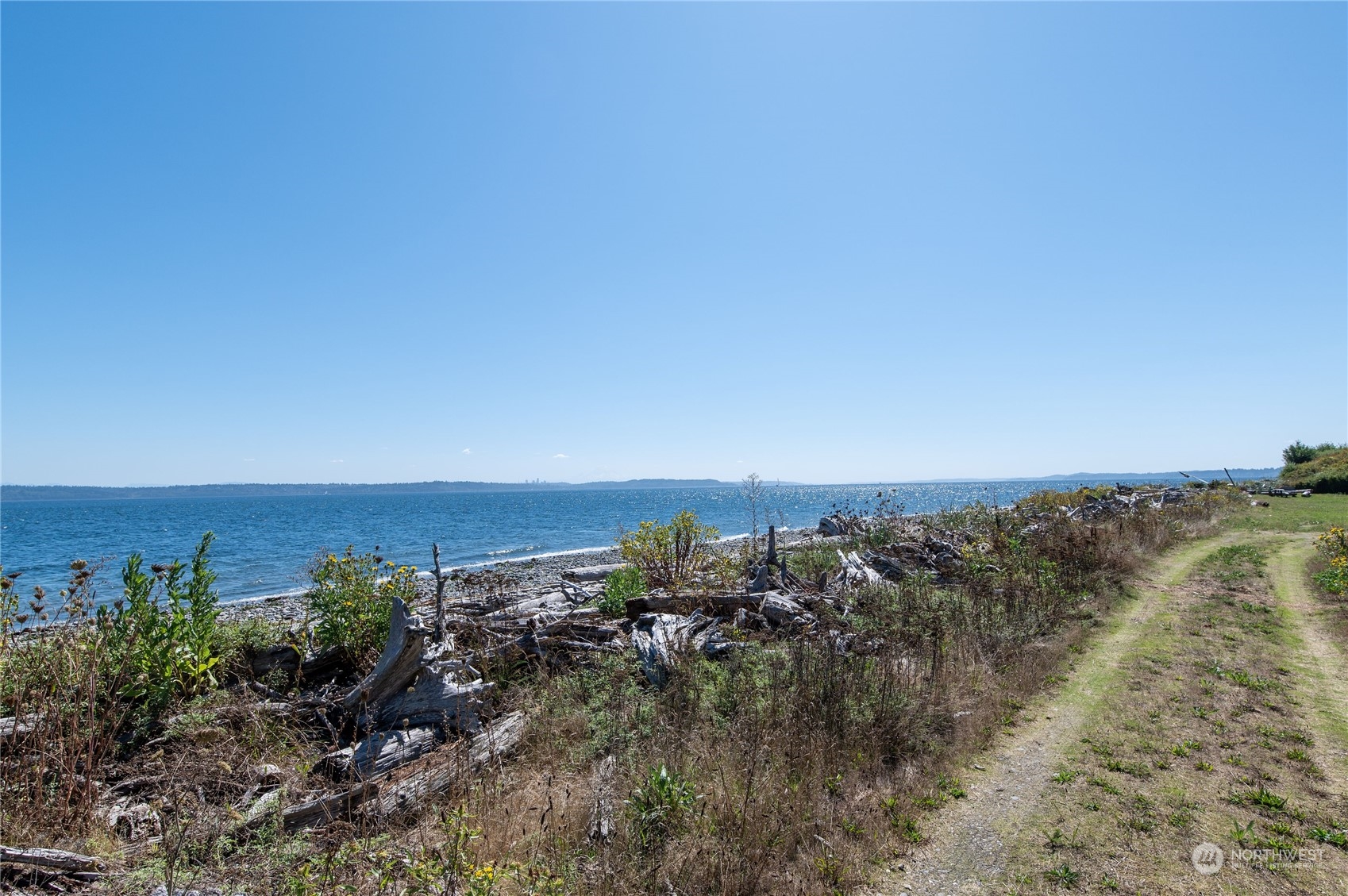 20844 President Point Road Northeast Kingston, WA 98346 - Photo 11 of 30 Gallery Image 11