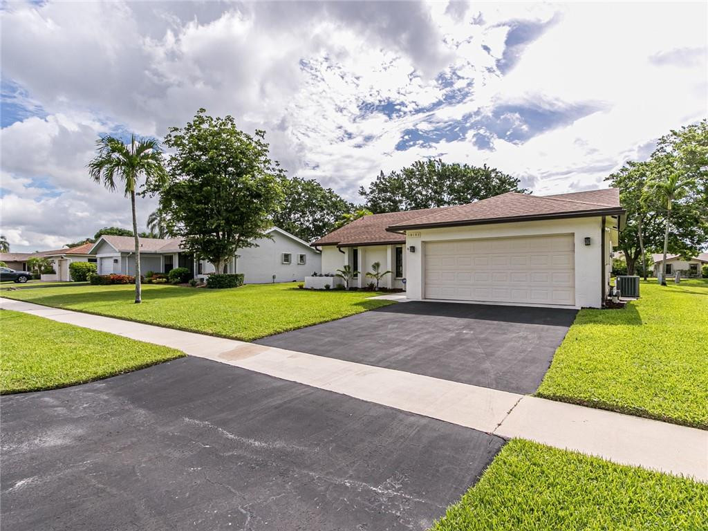18102 Park Terrace Boca Raton, FL 33498 - Photo 32 of 41 Photo 32