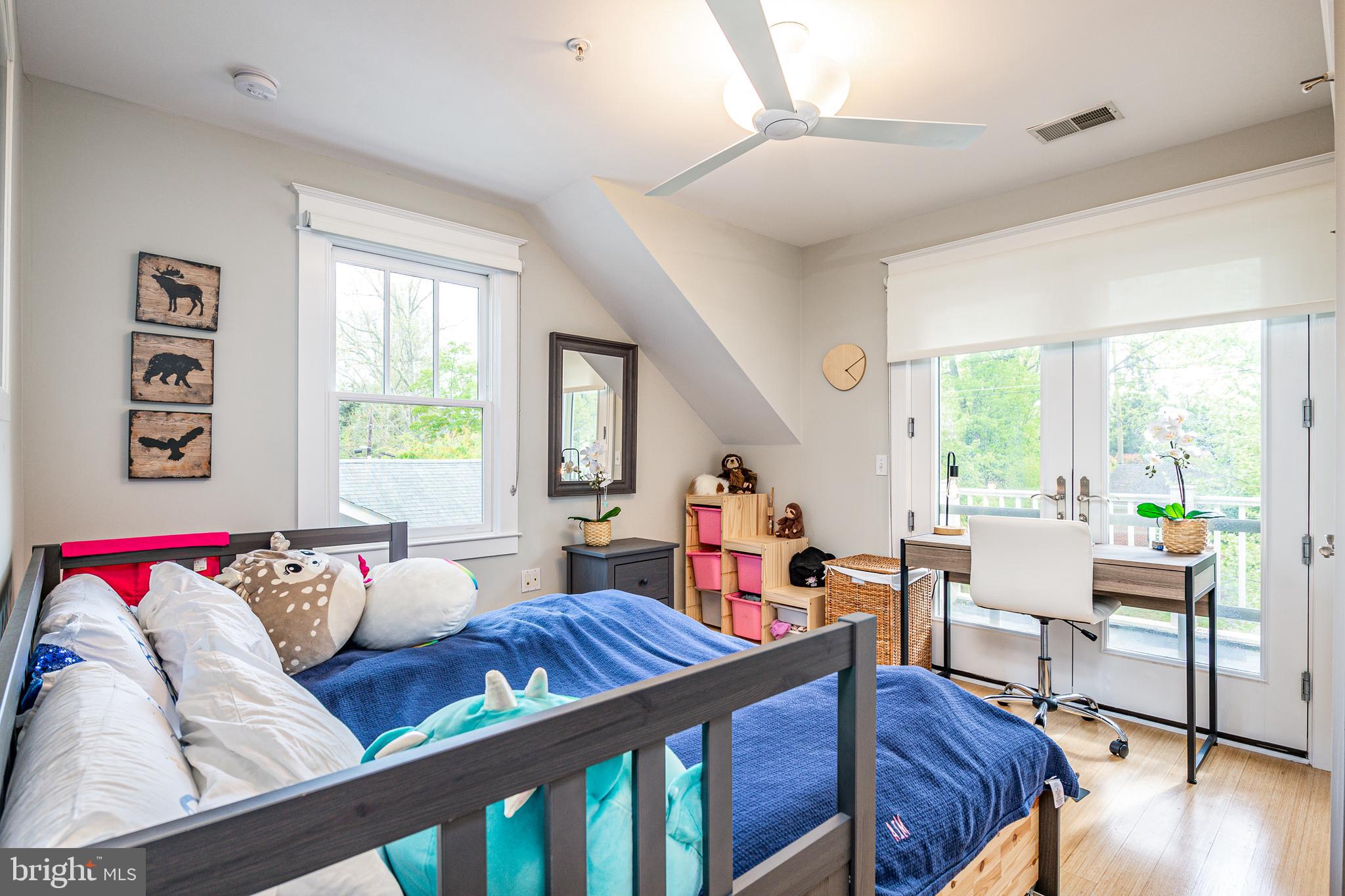 5809 Sherier Place Northwest Washington, DC 20016 - Photo 23 of 48 Bedroom 4 - opens to front balcony