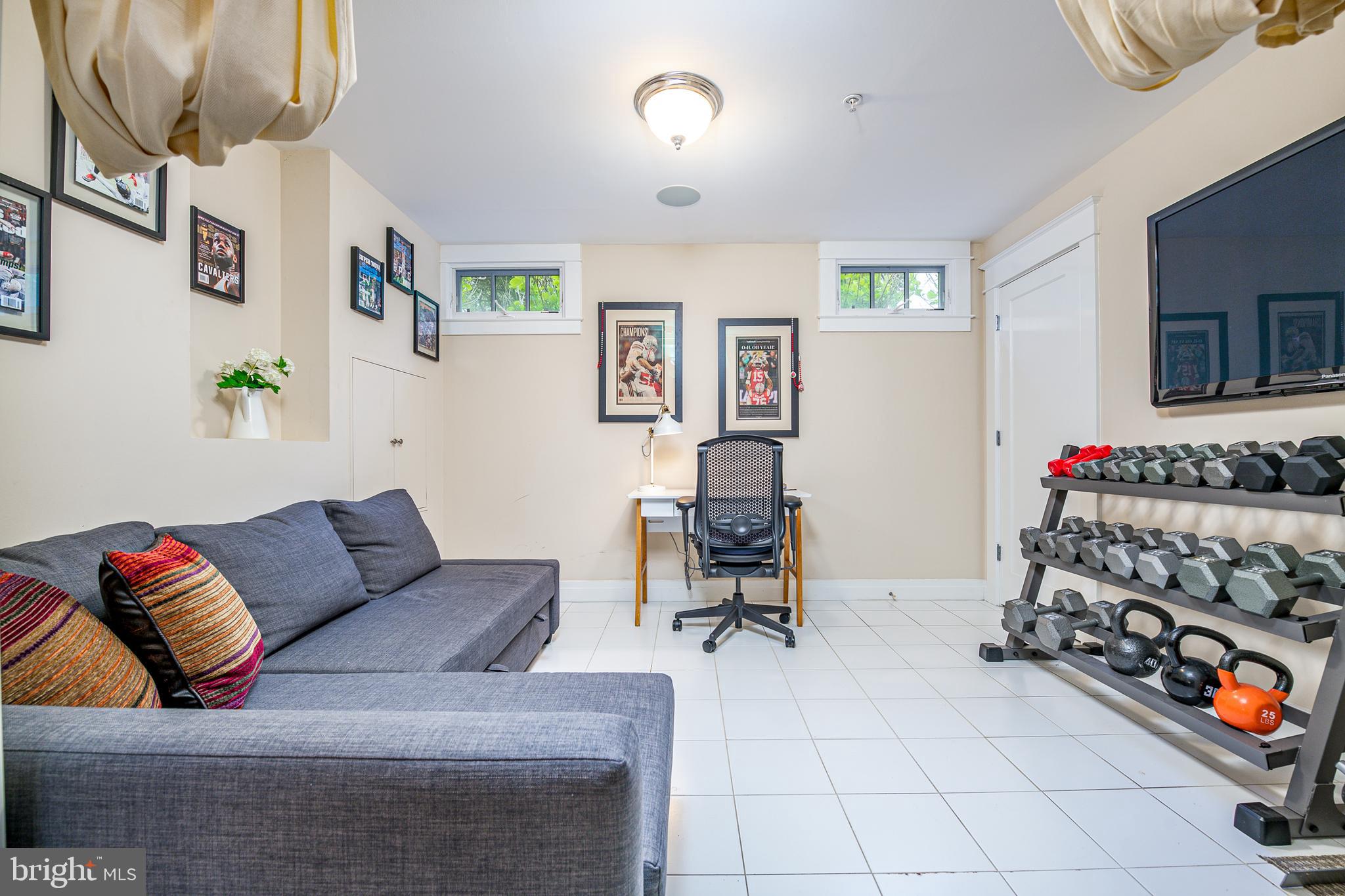 5809 Sherier Place Northwest Washington, DC 20016 - Photo 33 of 48 Part of the In-law/Nanny Suite