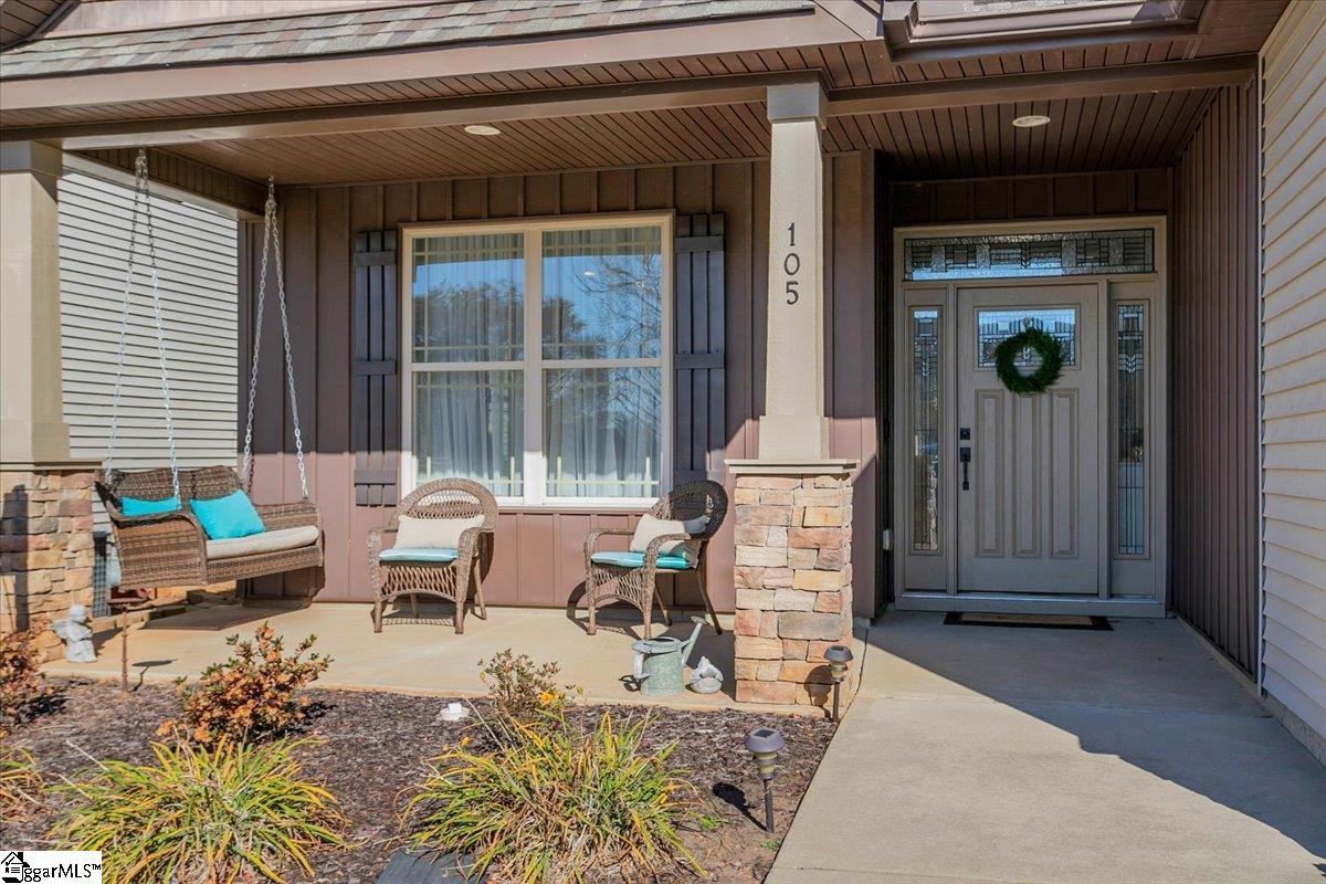 105 Runamo Way Taylors, SC 29687 - Photo 3 of 40