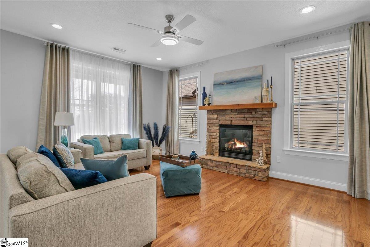 105 Runamo Way Taylors, SC 29687 - Photo 33 of 40