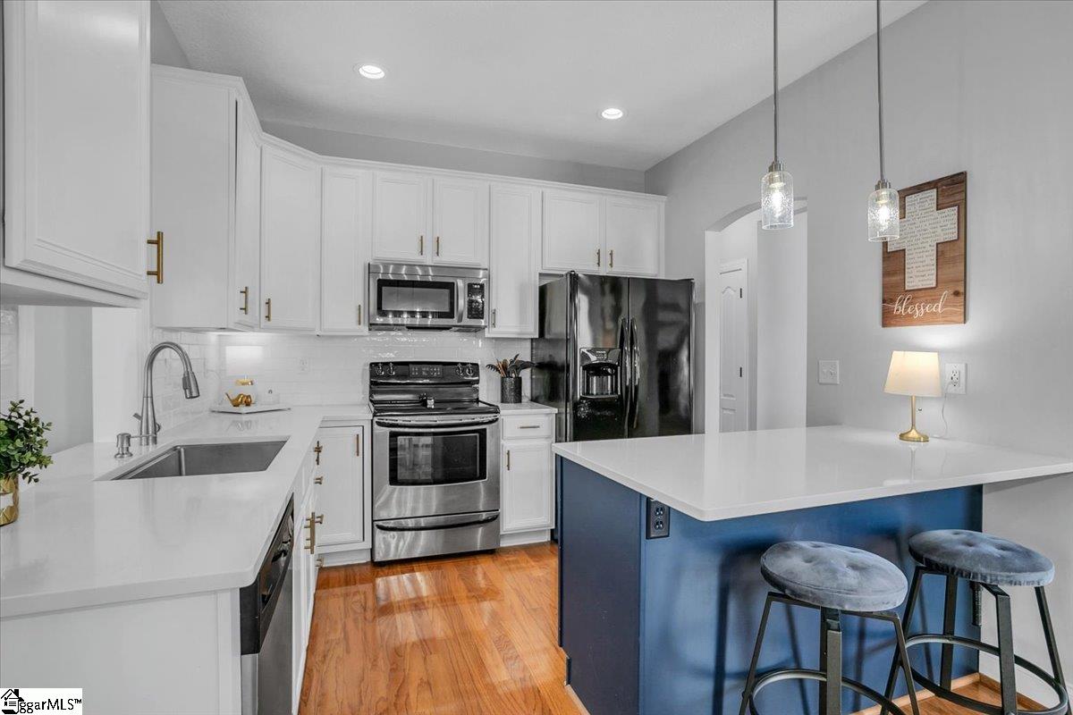 105 Runamo Way Taylors, SC 29687 - Photo 5 of 40