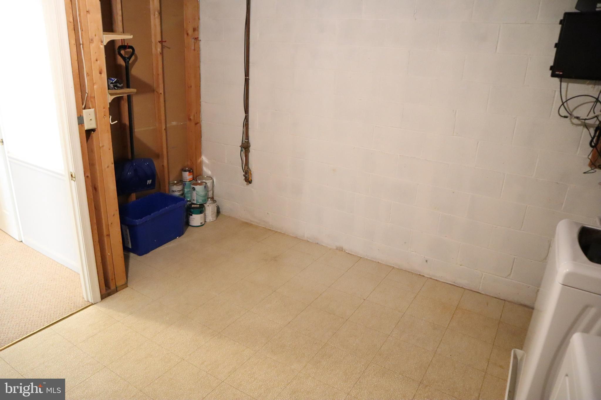 2467 McCormick Road Rockville, MD 20850 - Photo 22 of 27 Storage