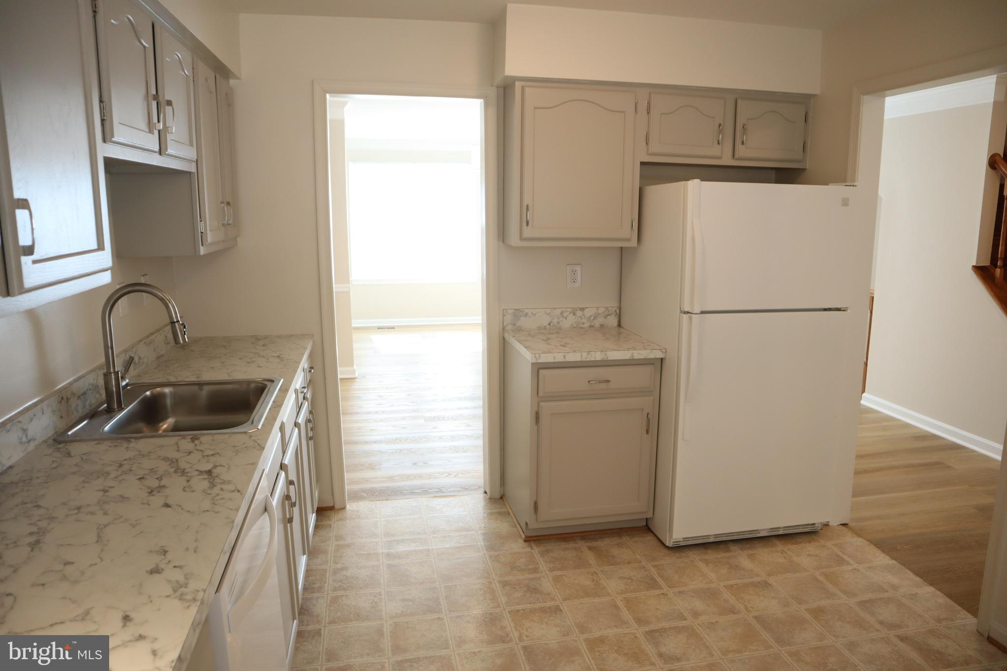 2467 McCormick Road Rockville, MD 20850 - Photo 6 of 27