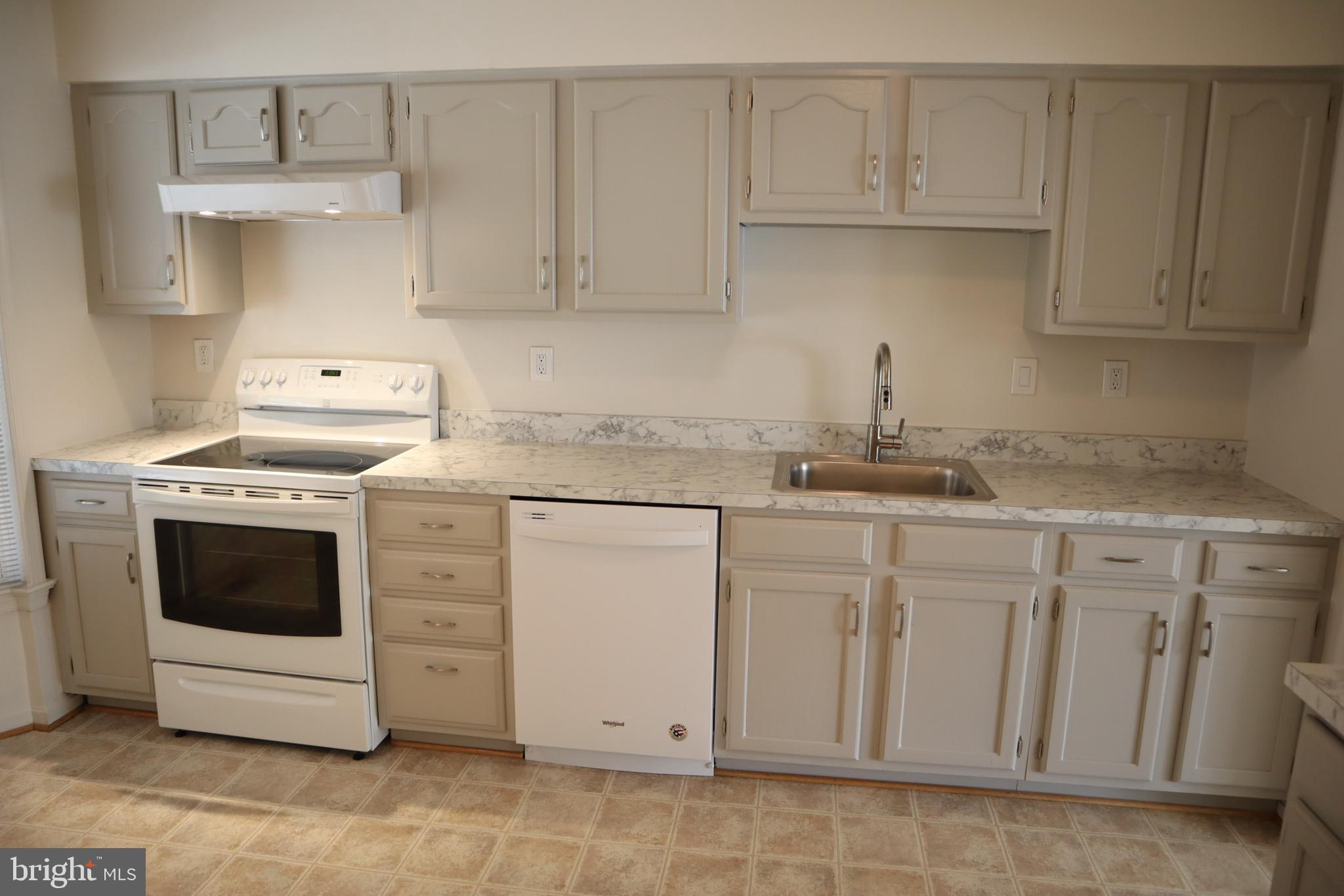 2467 McCormick Road Rockville, MD 20850 - Photo 8 of 27