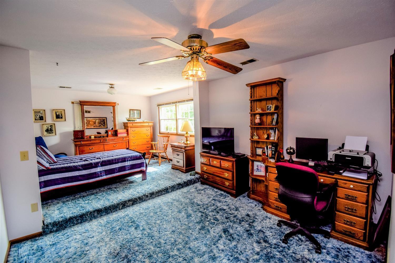 6313 West Fork Road Cincinnati, OH 45247 - Photo 15 of 31