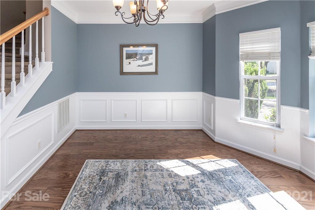831 Knightsbridge Road, Unit 5 Fort Mill, SC 29708 - Photo 14 of 32 a view of an entryway with window