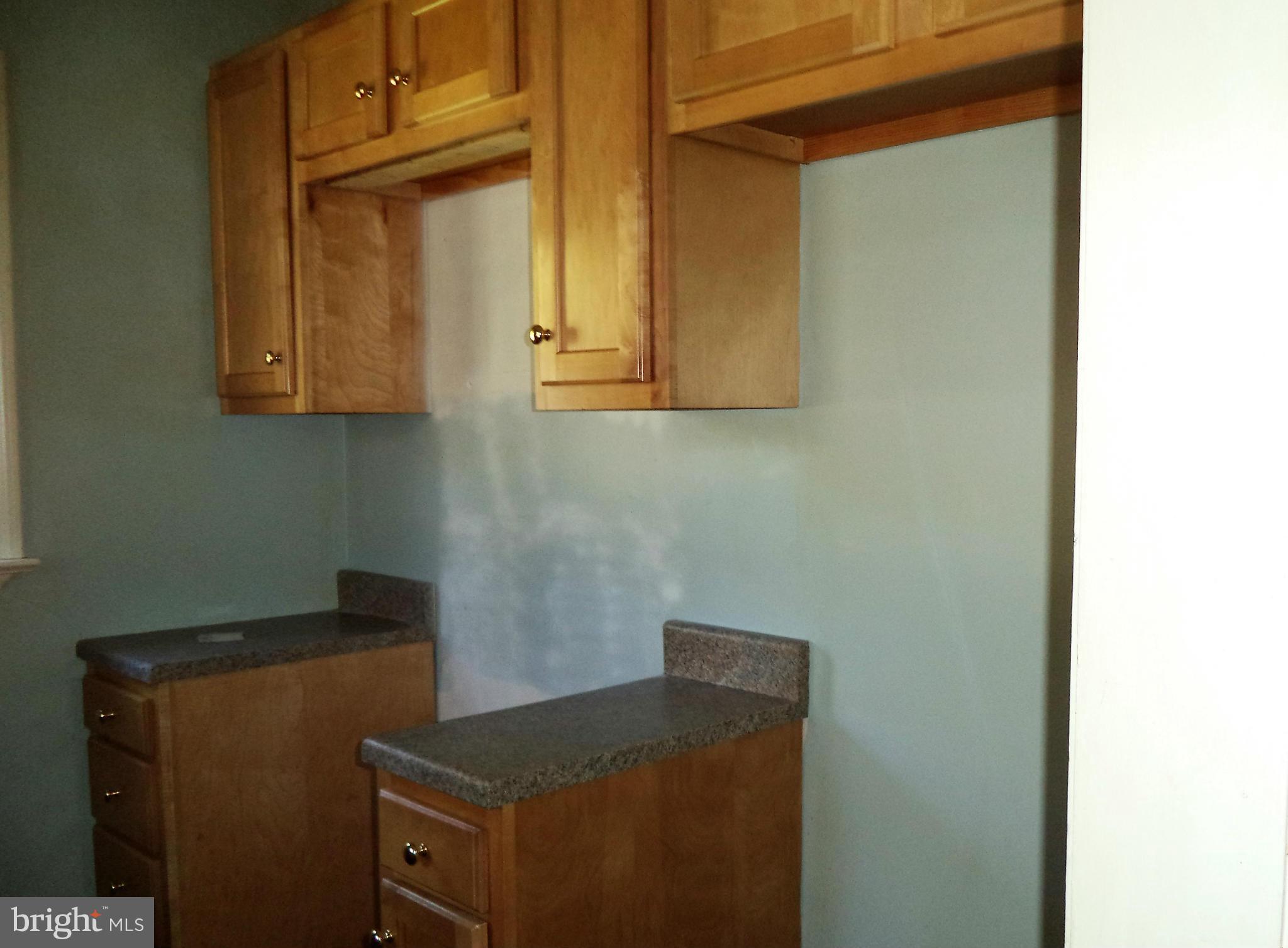 345 Devonshire Road Hagerstown, MD 21740 - Photo 7 of 14 Kitchen