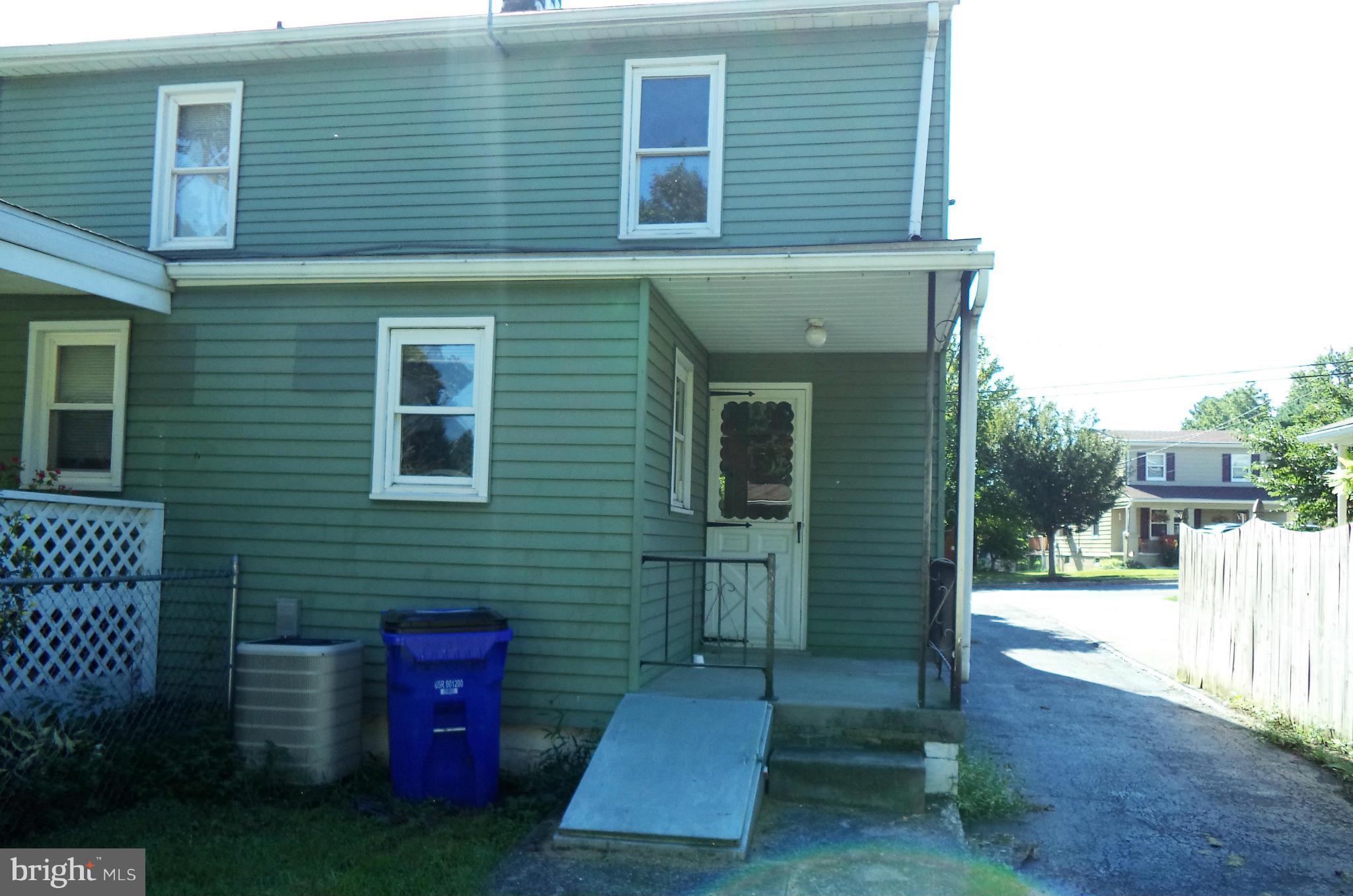 345 Devonshire Road Hagerstown, MD 21740 - Photo 9 of 14 Exterior (Rear)