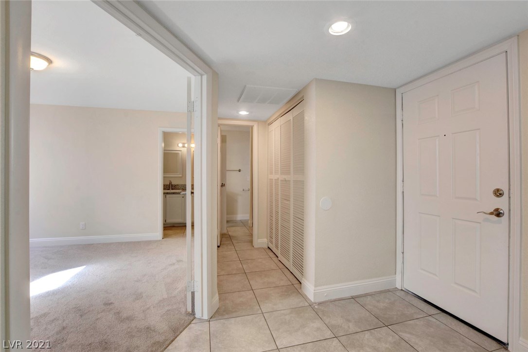 514 Inness Avenue Henderson, NV 89011 - Photo 7 of 43 Gallery Image 7