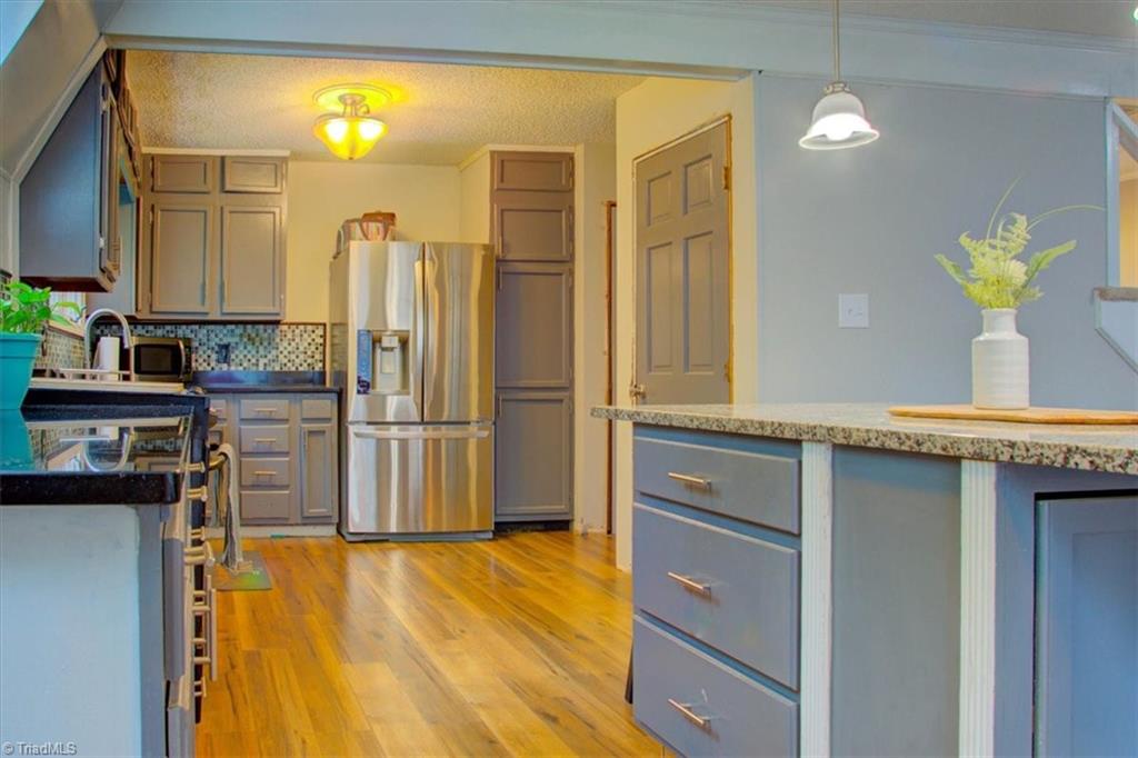 2746 Pleasant Ridge Road Summerfield, NC 27358 - Photo 11 of 36