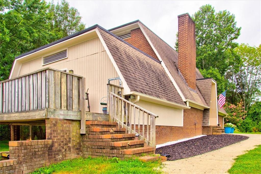 2746 Pleasant Ridge Road Summerfield, NC 27358 - Photo 25 of 36