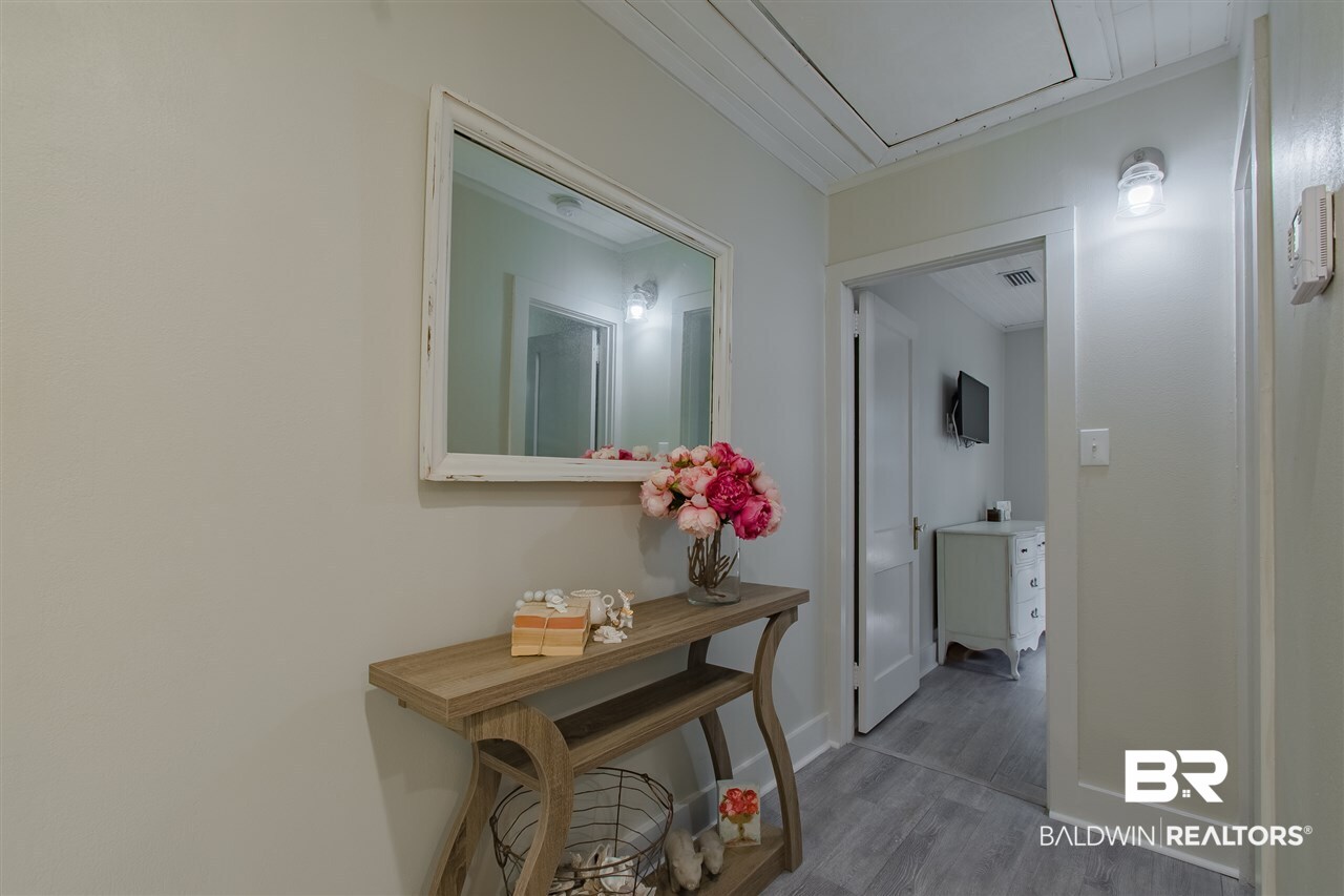 409 Azalea Street Fairhope, AL 36532 - Photo 13 of 39