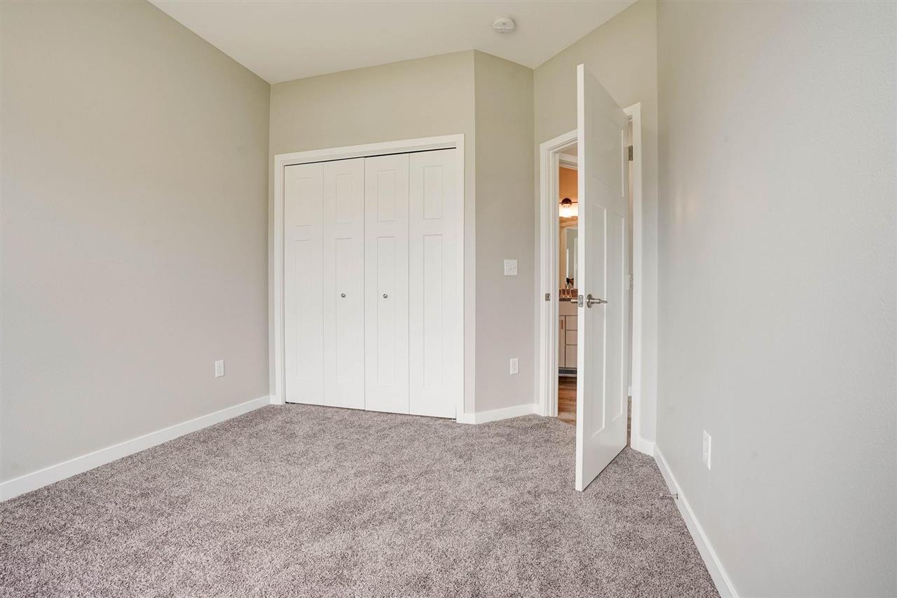 112 Cherry Lane Riverside, IA 52327 - Photo 19 of 37 Gallery Image 19