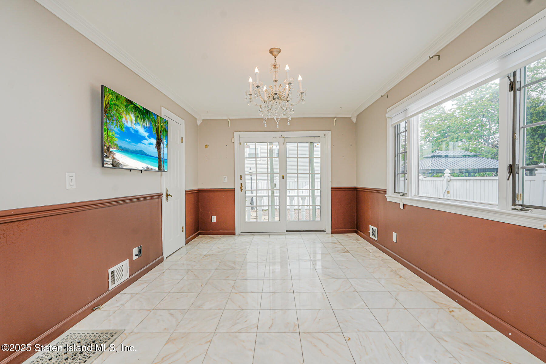 284 Todt Hill Road Staten Island, NY 10314 - Photo 14 of 29 a view of livingroom with window