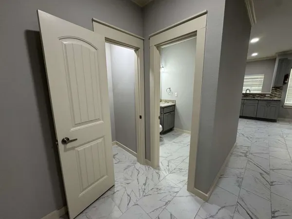 $164,899 | 5802 Twisted Pine Court, Unit D, Houston, TX 77039