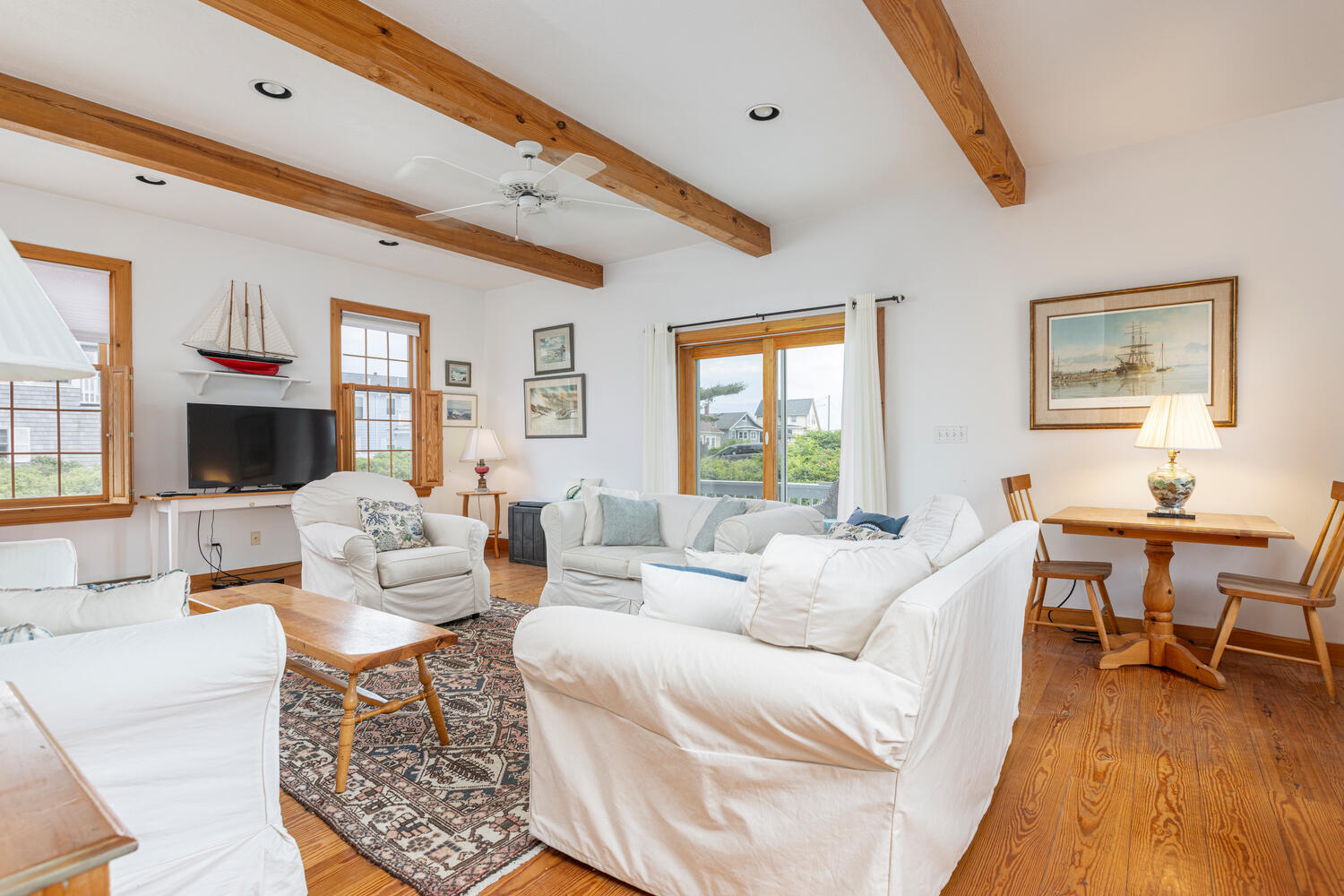 11 Blaine Road Old Orchard Beach, ME 04063 - Photo 18 of 70 Living Room