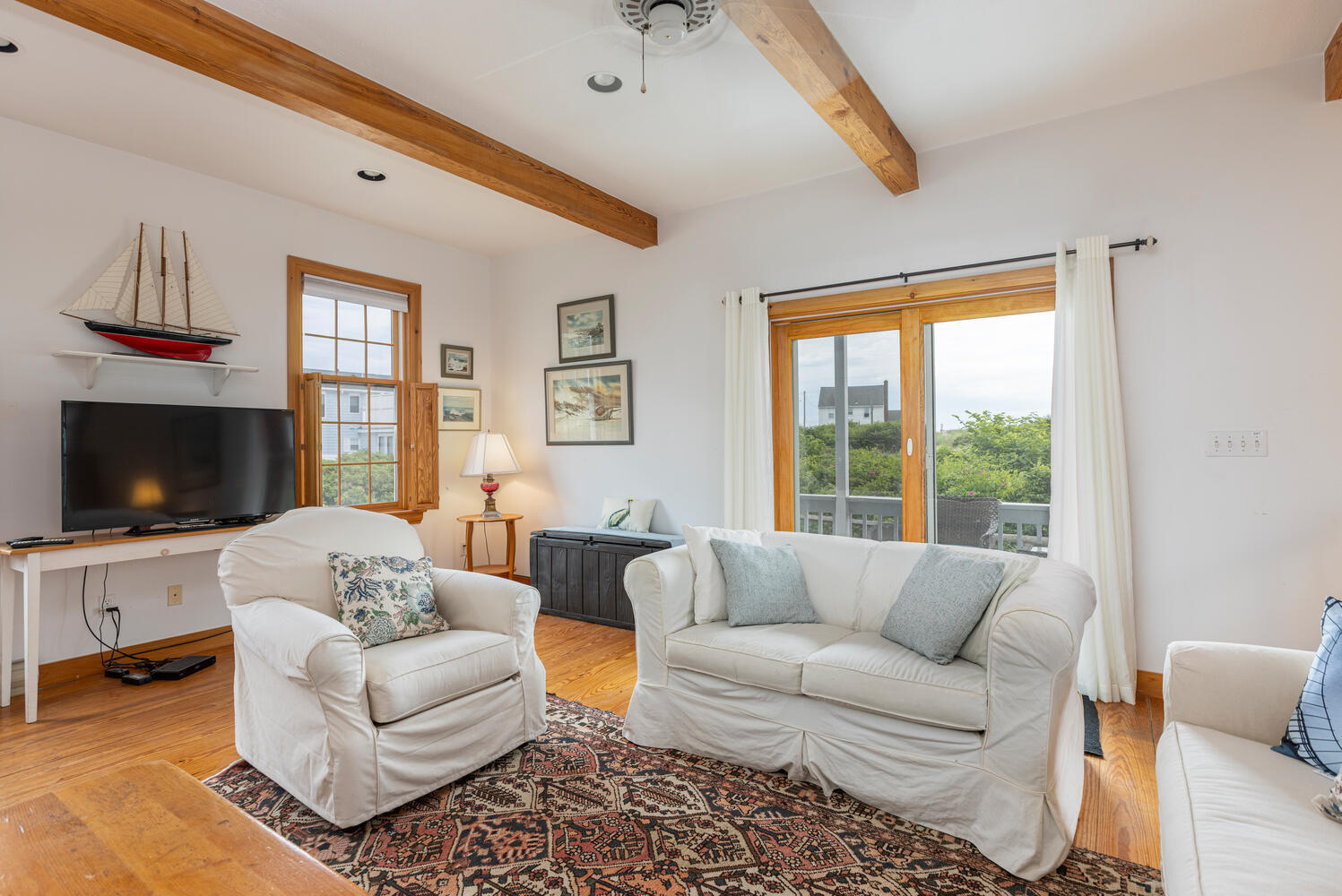 11 Blaine Road Old Orchard Beach, ME 04063 - Photo 19 of 70 Living Room