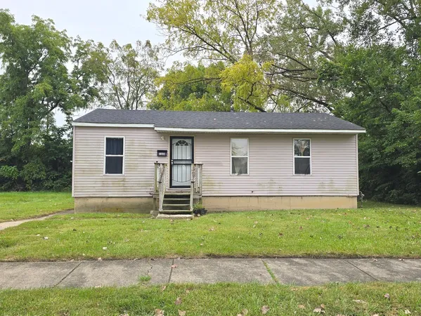 $45,000 | 168 West 156th Place, Harvey, IL 60426