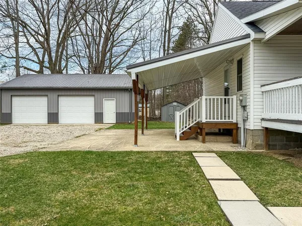 $238,438 | 9221 Warren Drive, Linesville, PA 16424