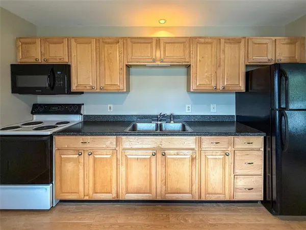 $238,438 | 9221 Warren Drive, Linesville, PA 16424