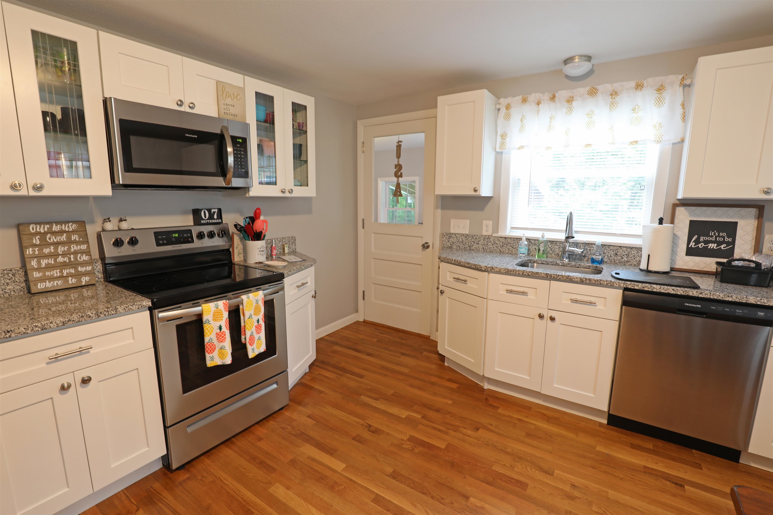 378 Melendy Road Milford, NH 03055 - Photo 2 of 38